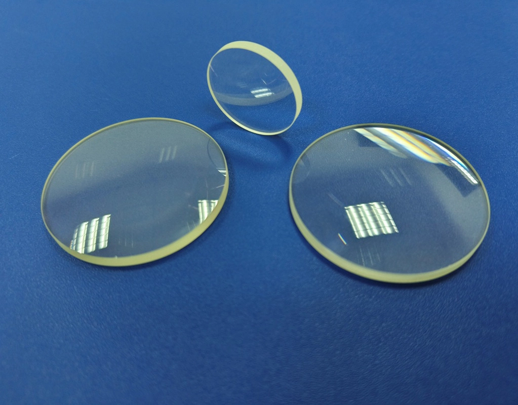 Features of Magnesium Fluoride Lenses